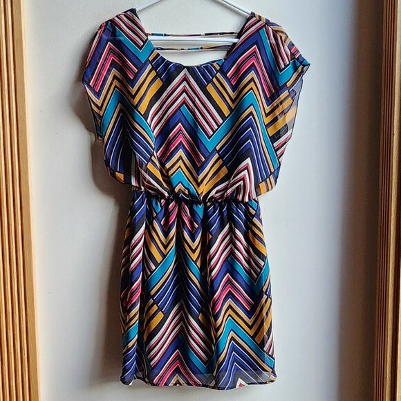 City Triangles Colorful Zig-Zag Retro 80s Dress Size Medium - Picture 6 of 16